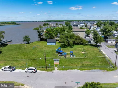 View/Area - 3231 Grace Rd, Sparrows Point, MD 21219 photo 3 of 18