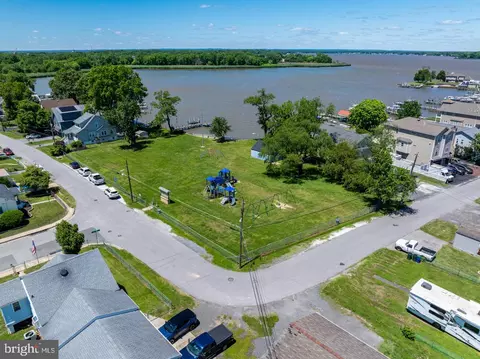 View/Area - 3231 Grace Rd, Sparrows Point, MD 21219 photo 2 of 18