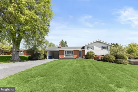 3412 Manor Hl, Baltimore, MD 21208