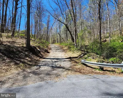 9001 Wrights Mill Rd, Windsor Mill, MD 21244 photo 6