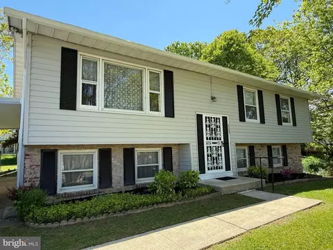 8305 Old Harford Rd, Parkville, MD 21234