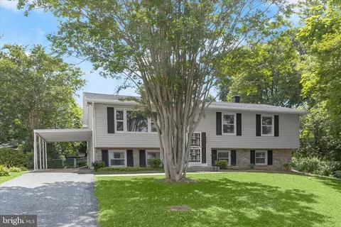 8305 Old Harford Rd, Parkville, MD 21234