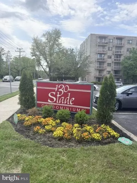 130 Slade Ave #202, Pikesville, MD 21208