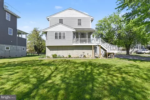 2801 2nd St, Sparrows Point, MD 21219