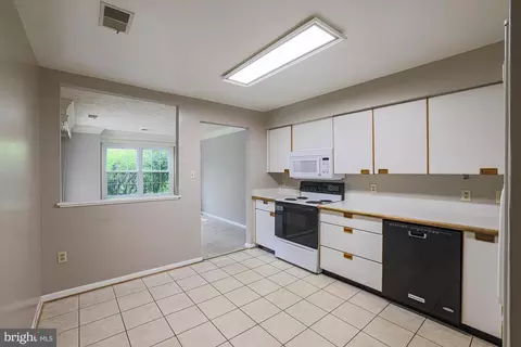 Kitchen - 7 B Pipe Hill Ct #7B, Baltimore, MD 21209 photo 1 of 5