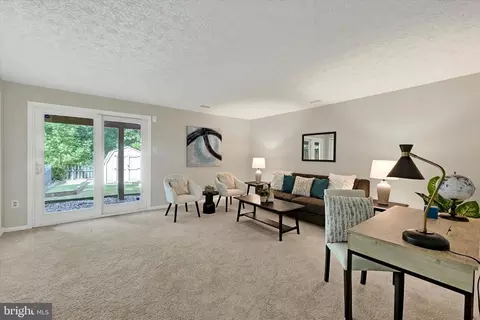 Living - 45 Hyacinth Rd, Parkville, MD 21234 photo 1 of 3