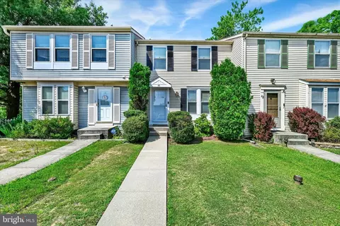 Exterior - 45 Hyacinth Rd, Parkville, MD 21234 photo 5 of 7