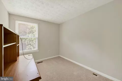 Bedroom - 45 Hyacinth Rd, Parkville, MD 21234 photo 1 of 4