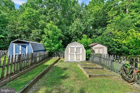Exterior - 45 Hyacinth Rd, Parkville, MD 21234 photo 4 of 7