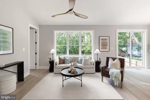 Living - 2434 Lodge Farm Rd, Sparrows Point, MD 21219 photo 1 of 1