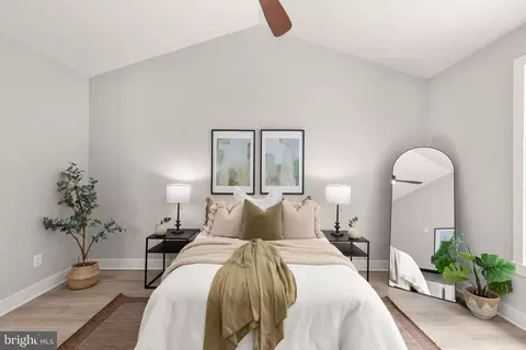 Bedroom - 2434 Lodge Farm Rd, Sparrows Point, MD 21219 photo 3 of 7