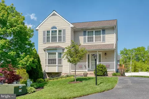 4 Kings Pl, Perry Hall, MD 21128