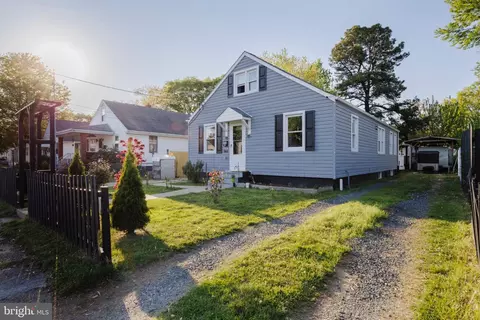 946 Martin Rd, Essex, MD 21221