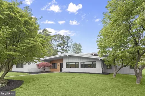 7907 Terrapin Ct, Pikesville, MD 21208