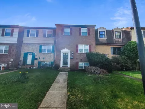 26 Pickersgill Sq, Owings Mills, MD 21117
