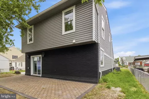 Exterior - 3423 Sollers Point Rd, Dundalk, MD 21222 photo 2 of 3