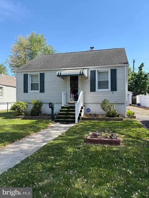 210 Pinewood Rd, Dundalk, MD 21222