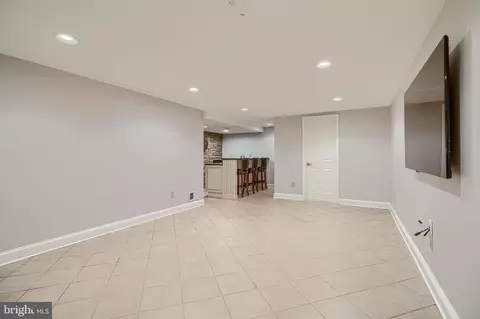 Living - 13908 Foxland Rd, Phoenix, MD 21131 photo 14 of 14