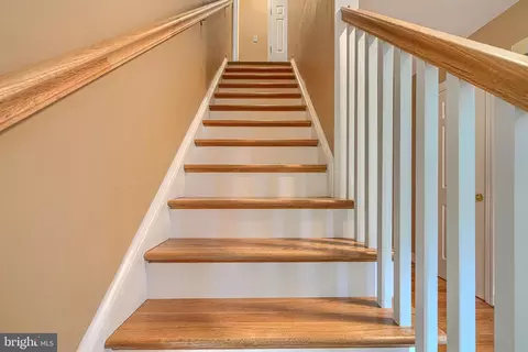 Entry Way - 13908 Foxland Rd, Phoenix, MD 21131 photo 3 of 3