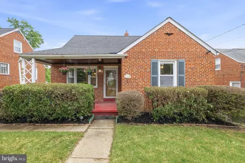 9637 Mason Ave, Parkville, MD 21234