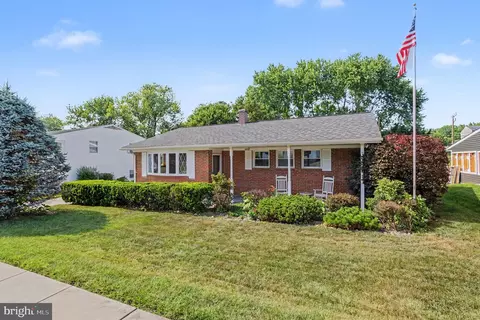 Exterior - 9618 Dundawan Rd, Nottingham, MD 21236 photo 2 of 9