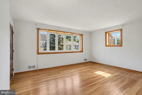 Living - 9618 Dundawan Rd, Nottingham, MD 21236 photo 3 of 3