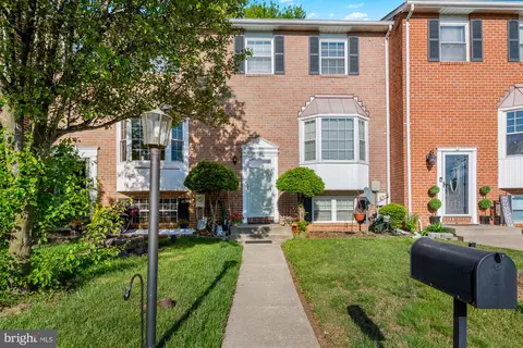 5 Stone Falls Ct, Nottingham, MD 21236
