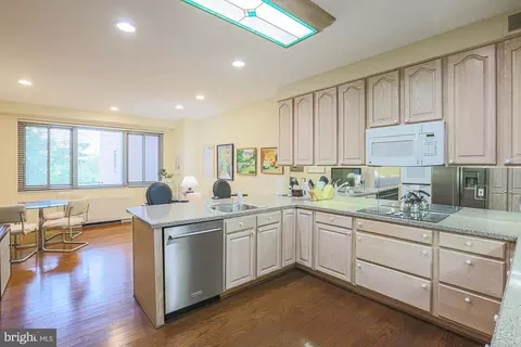 11 Eleven Slade Ave #610, Pikesville, MD 21208