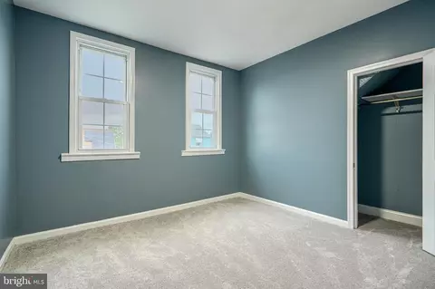 Entry Way - 1919 Maxwell Ave, Dundalk, MD 21222 photo 5 of 10