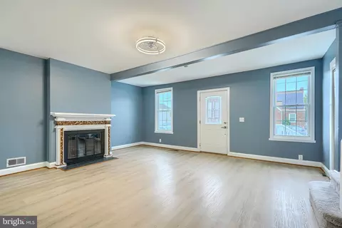 Living - 1919 Maxwell Ave, Dundalk, MD 21222 photo 3 of 3