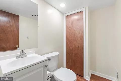 1146 Gypsy Ln E, Towson, MD 21286 photo 32