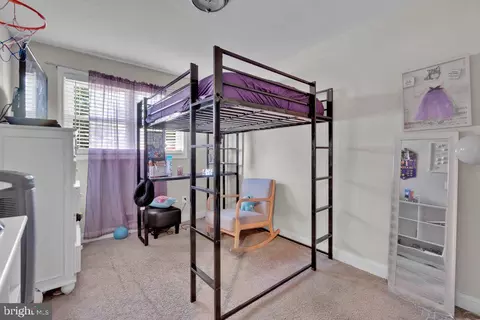 Bedroom - 1329 Halstead Rd, Parkville, MD 21234 photo 2 of 3