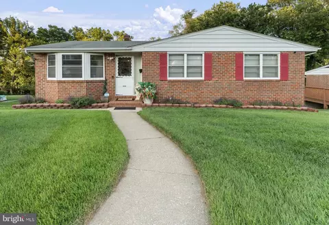 8210 Streamwood Dr, Pikesville, MD 21208