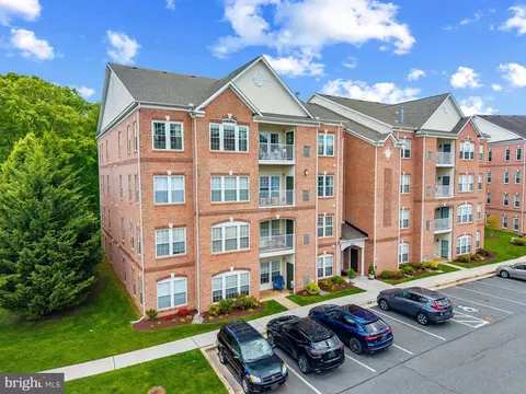 9600 N Amberleigh Ln #N, Perry Hall, MD 21128