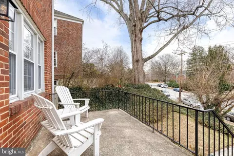 Exterior - 192 Dumbarton Rd, Baltimore, MD 21212 photo 3 of 3