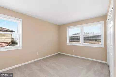 Bedroom - 910 Crestwick Rd, Towson, MD 21286 photo 3 of 4