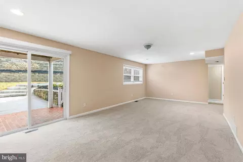 Living - 910 Crestwick Rd, Towson, MD 21286 photo 6 of 6