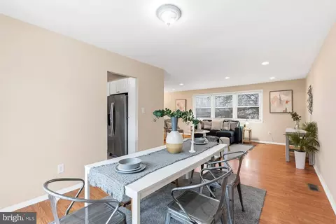 Dining - 910 Crestwick Rd, Towson, MD 21286 photo 2 of 2