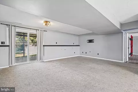 Living - 9453 Seven Courts Dr, Nottingham, MD 21236 photo 4 of 4