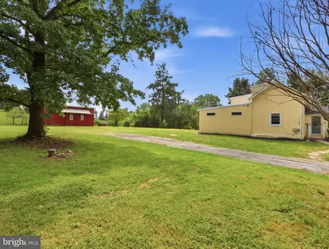 Exterior - 14207 Manor Rd, Phoenix, MD 21131 photo 3 of 5
