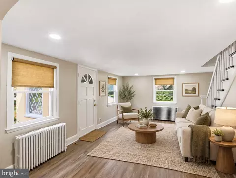 Living - 14207 Manor Rd, Phoenix, MD 21131 photo 1 of 5