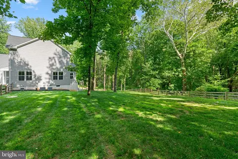 Exterior - 13512 Alliston Dr, Baldwin, MD 21013 photo 8 of 8