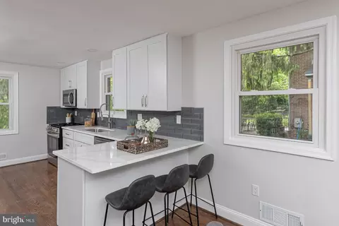 536 Brook Rd, Towson, MD 21286 photo 6