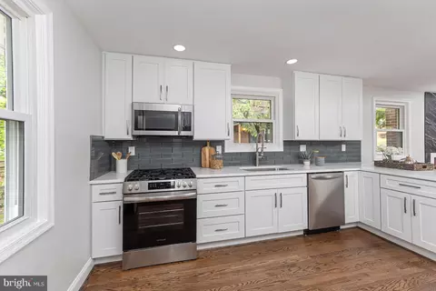 536 Brook Rd, Towson, MD 21286 photo 4