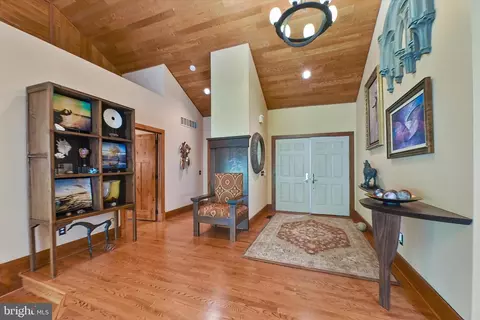 Entry Way - 6715 Newstead Ln, Baltimore, MD 21209 photo 1 of 3