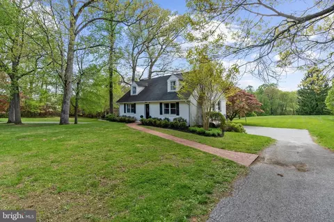 Exterior - 14620 Manor Rd, Phoenix, MD 21131 photo 6 of 9
