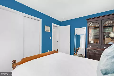 Bedroom - 14620 Manor Rd, Phoenix, MD 21131 photo 4 of 11