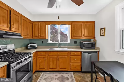 Kitchen - 14620 Manor Rd, Phoenix, MD 21131 photo 1 of 2