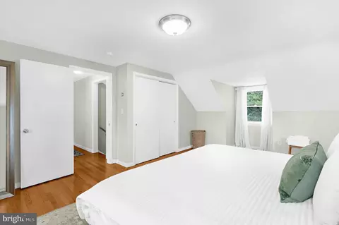 Bedroom - 14620 Manor Rd, Phoenix, MD 21131 photo 8 of 11
