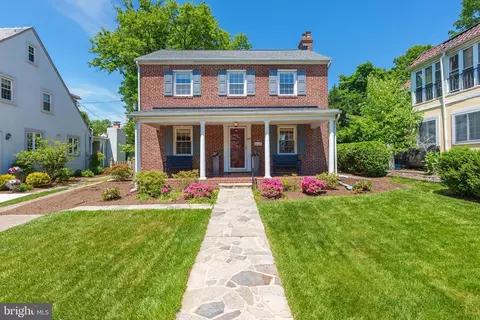 818 Kingston Rd, Baltimore, MD 21212
